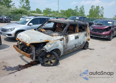 2015 Kia Soul from USA, damaged, VIN KNDJN2A2XF7220165